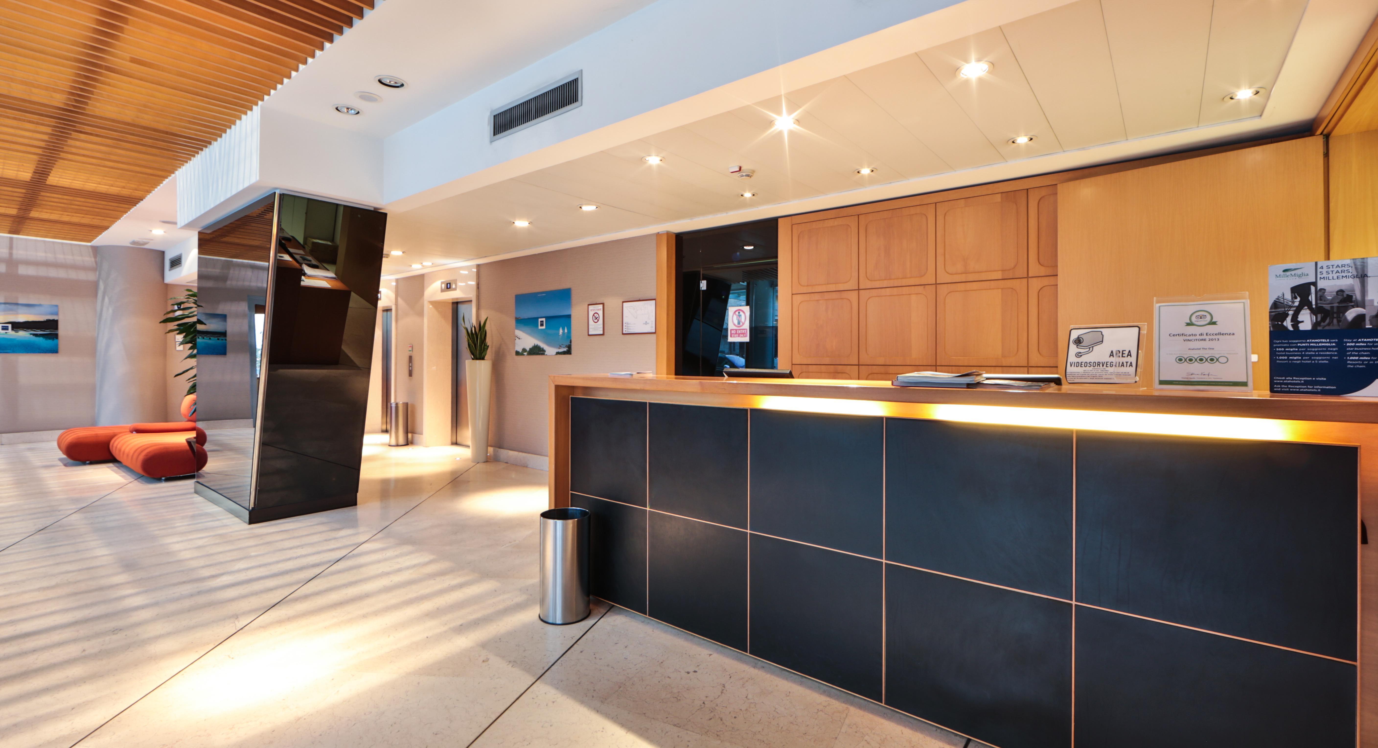 Una Hotels The One Milano Hotel & Residence San Donato Milanese Exterior photo