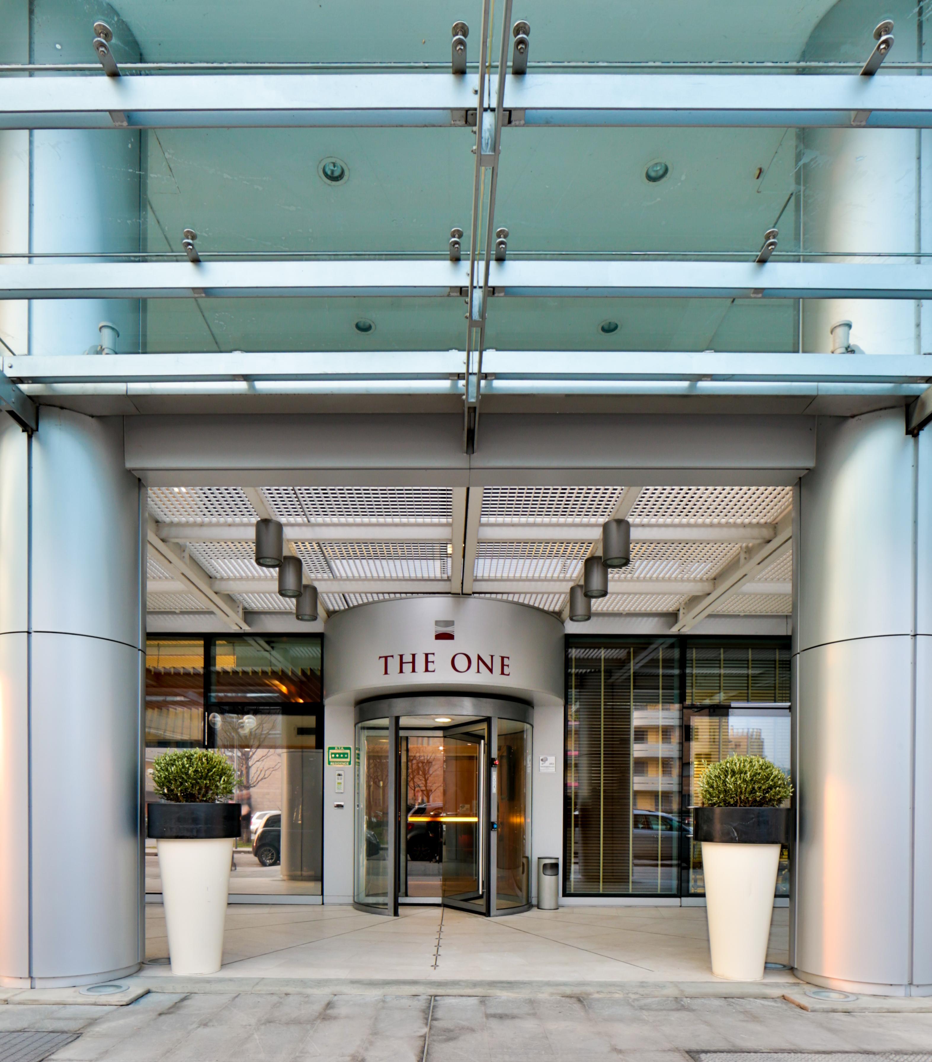 Una Hotels The One Milano Hotel & Residence San Donato Milanese Exterior photo