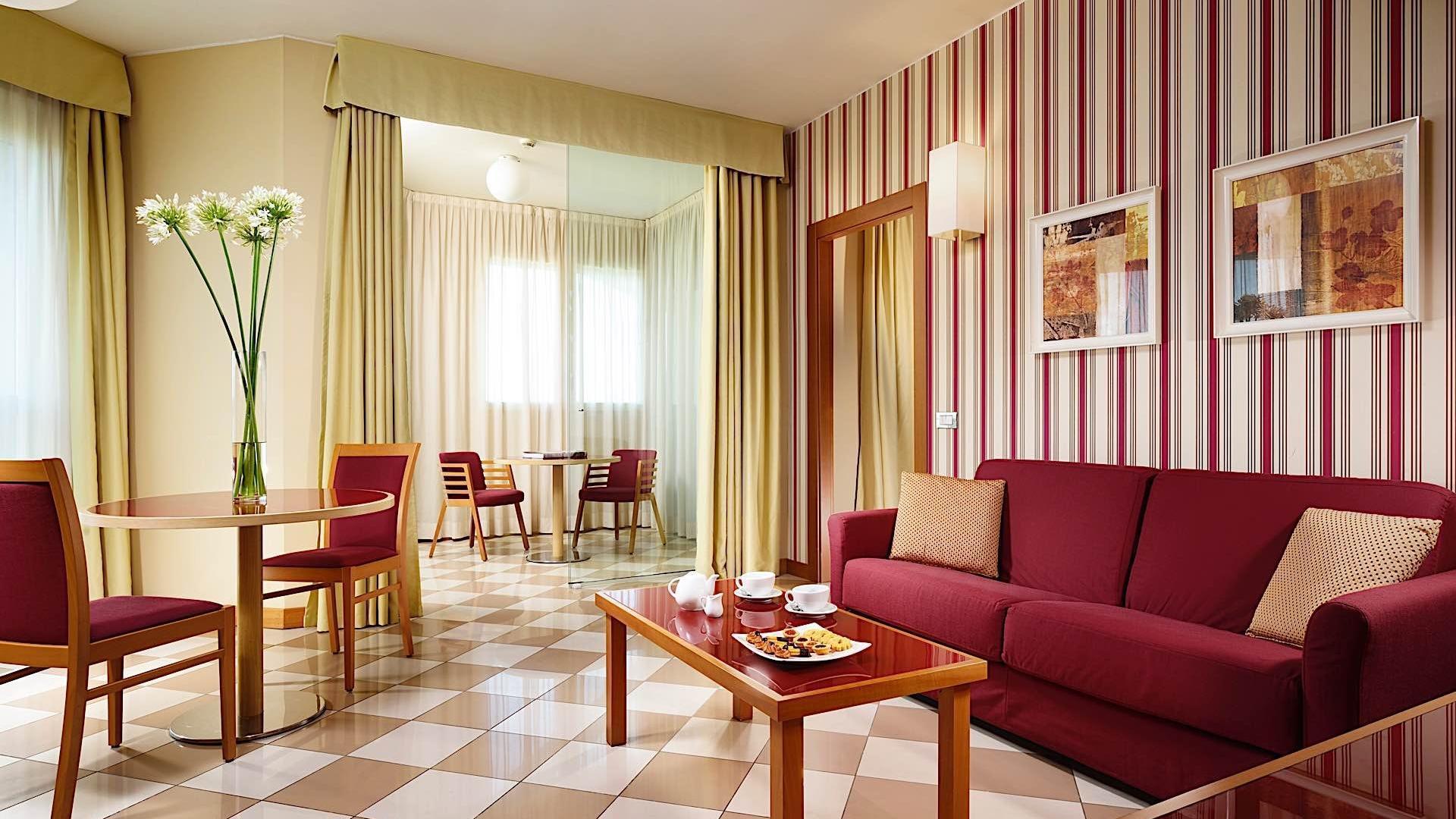 Una Hotels The One Milano Hotel & Residence San Donato Milanese Exterior photo
