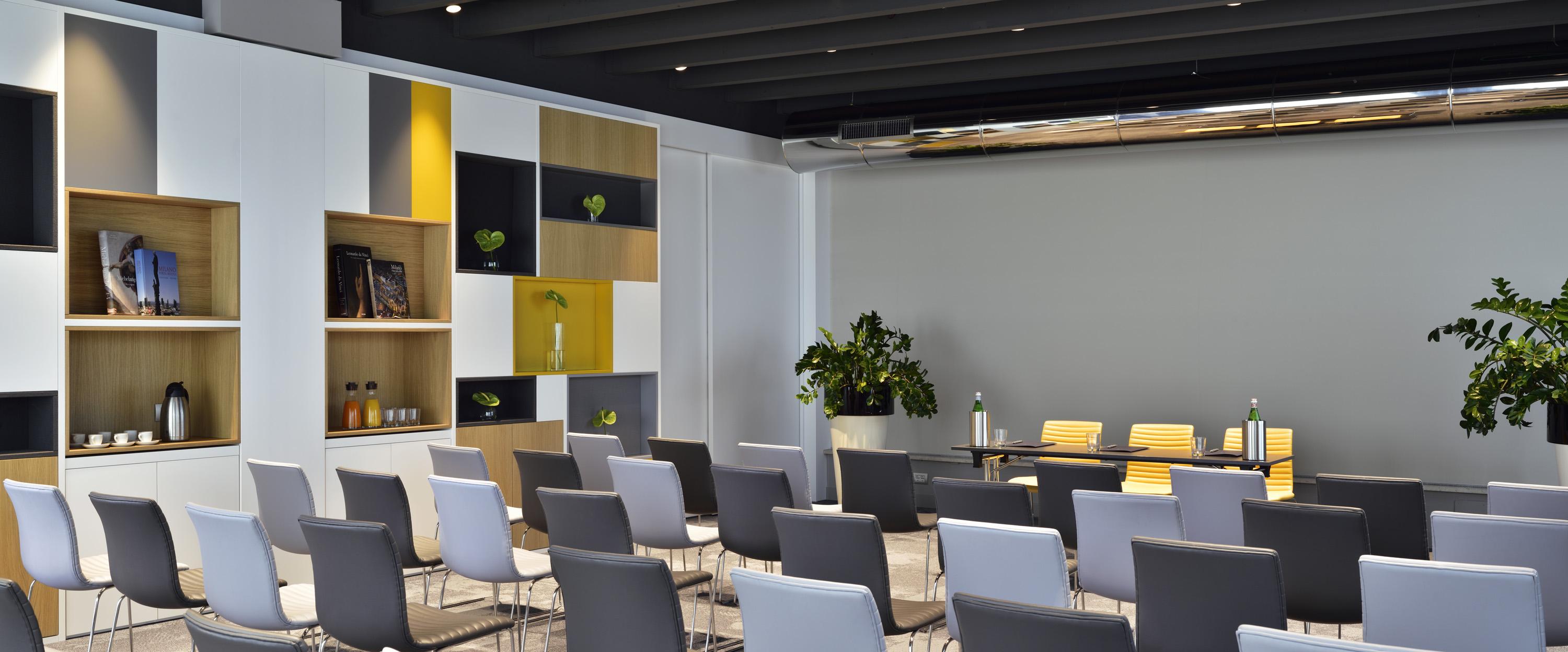 Una Hotels The One Milano Hotel & Residence San Donato Milanese Exterior photo